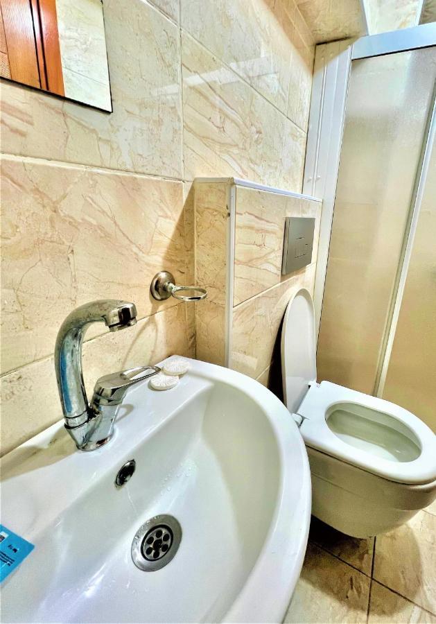 Yenikapi Viva Hotel - Istanboel Buitenkant foto